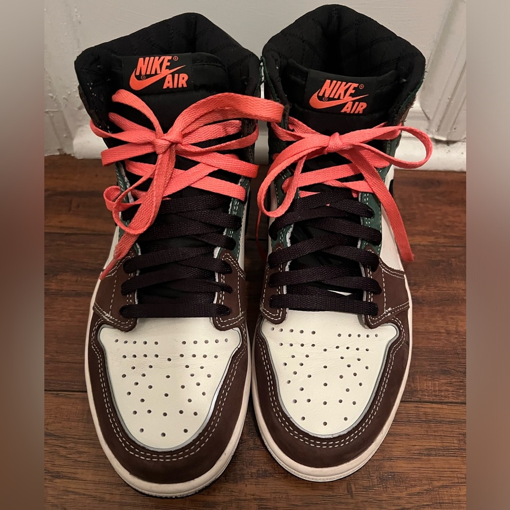 - Jordan 1 High OG Crafted 2021 Size 7.5 -